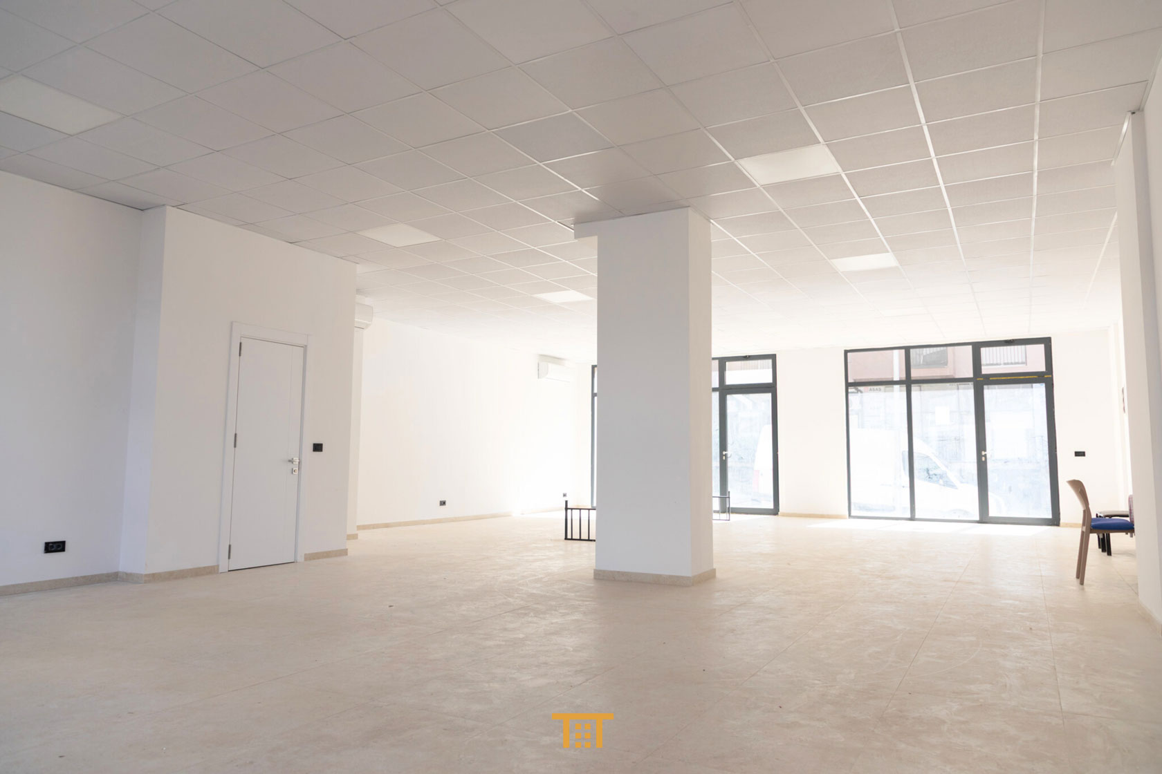 Lokali 136m² për #QIRA në Matiçan