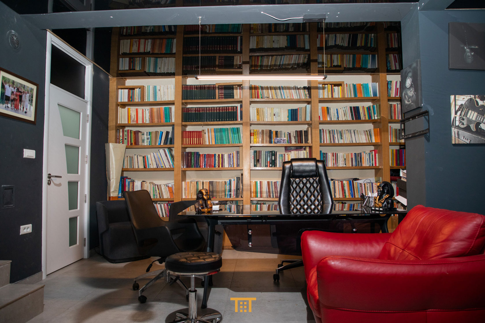 Zyre 105m² për #QIRA në Arbëri