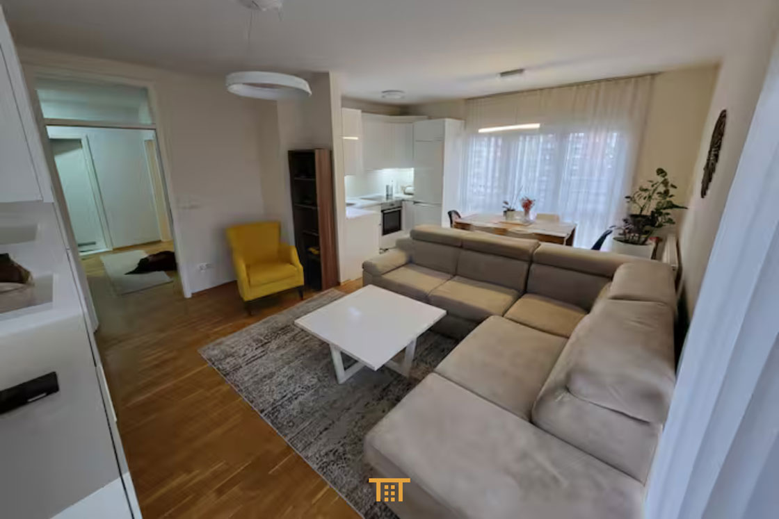 Banesë 75m² për #QIRA tek Rruga C