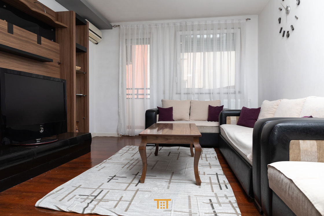 Banesë 94m² për #QIRA në Tophane